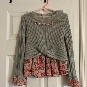 Adorable twist front sweater